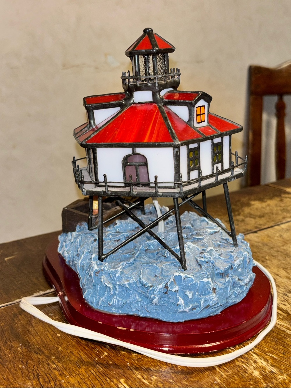 Vintage Lighthouse Lamp Nautical Stained Glass Style Lighted Coastal Decor - Picture 5 of 11